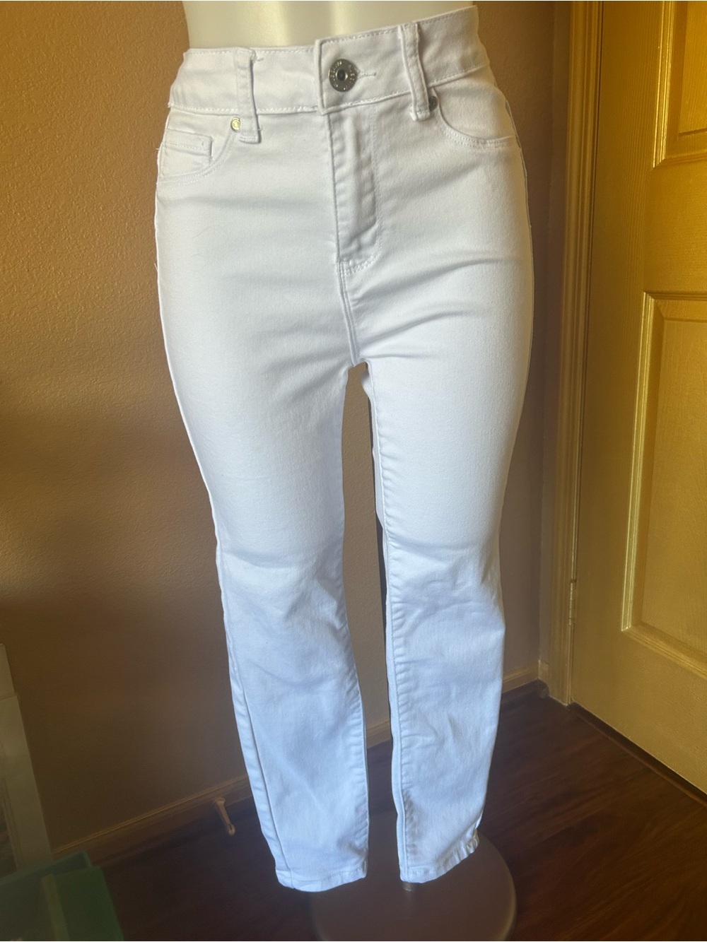 Blue Savvy white straight leg jeans